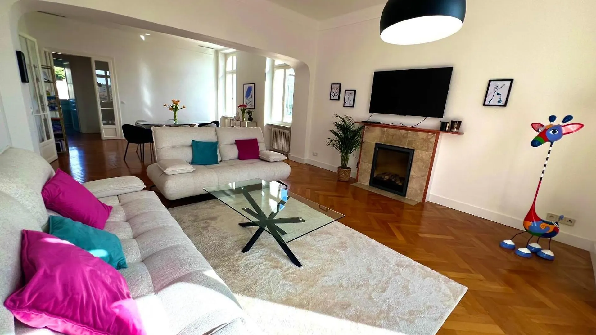 Cannes Tassigny Stylish - 2 Bedroom Apartment Sleeps 4 Free Parking 0*,